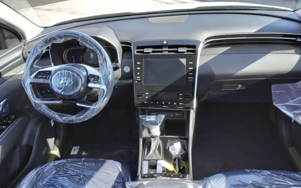 Tyundai Tucson высокий 2 0 л бензиновый автоматический 4x4 2023 совершенно новый автомобиль для внедорожных дорог рефери. 3105 км не зарегистрирован