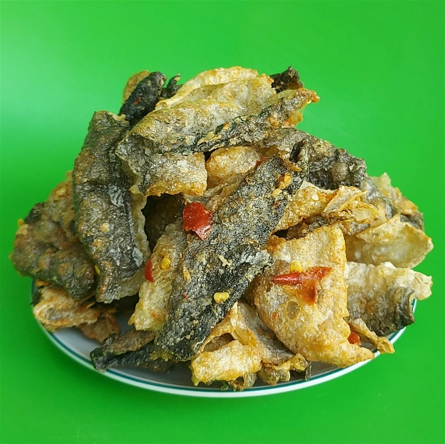 SNACK CRISPY FISH SKIN/ FROM 100% FRESH FISH SKIN/ THE NUMBER ONE FISH SKIN FOR YOU!!