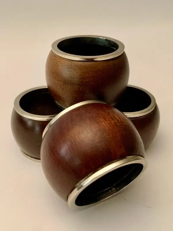 Buy Standard Wood Napkin Rings or Holder Kitchen Accessories Napkin Ring for Luxury Wedding Christmas Party