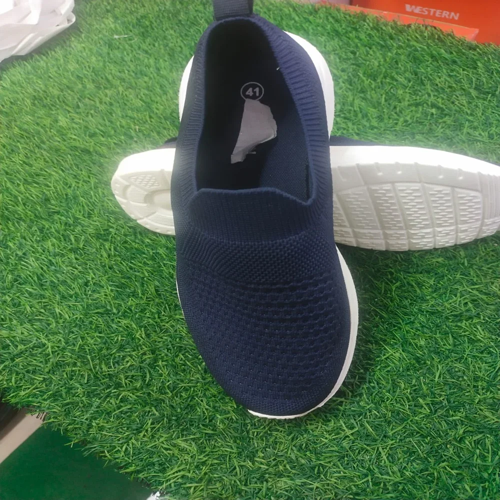 sneakers leather chaussures hommes footwear for man and women for all session with reasonable price origin from Bangladesh