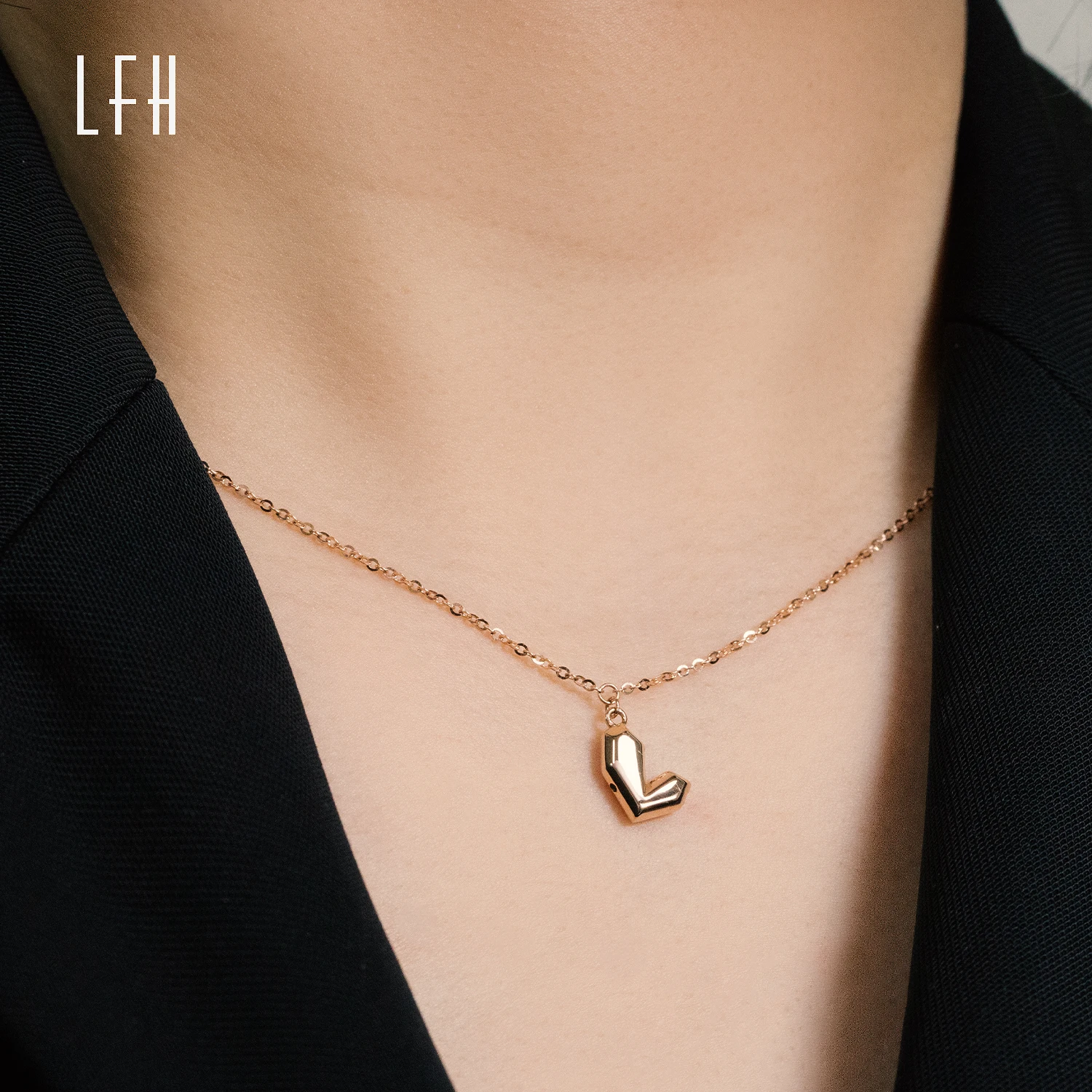 Minimalist Charm Clavicle Chain Geometric Section Love Heart Pendant Necklace for women gold jewelry 18k real oro 18k original