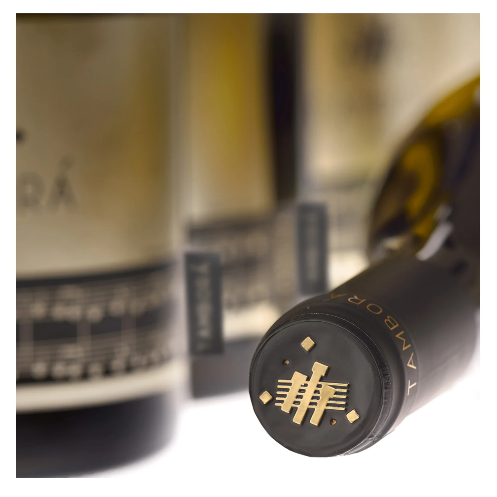 Белое вино из Испании | Tambora Godello DO Ribeiro | Премиум-продукт | Стеклянная бутылка 750 мл | Бренд Vina Costeira