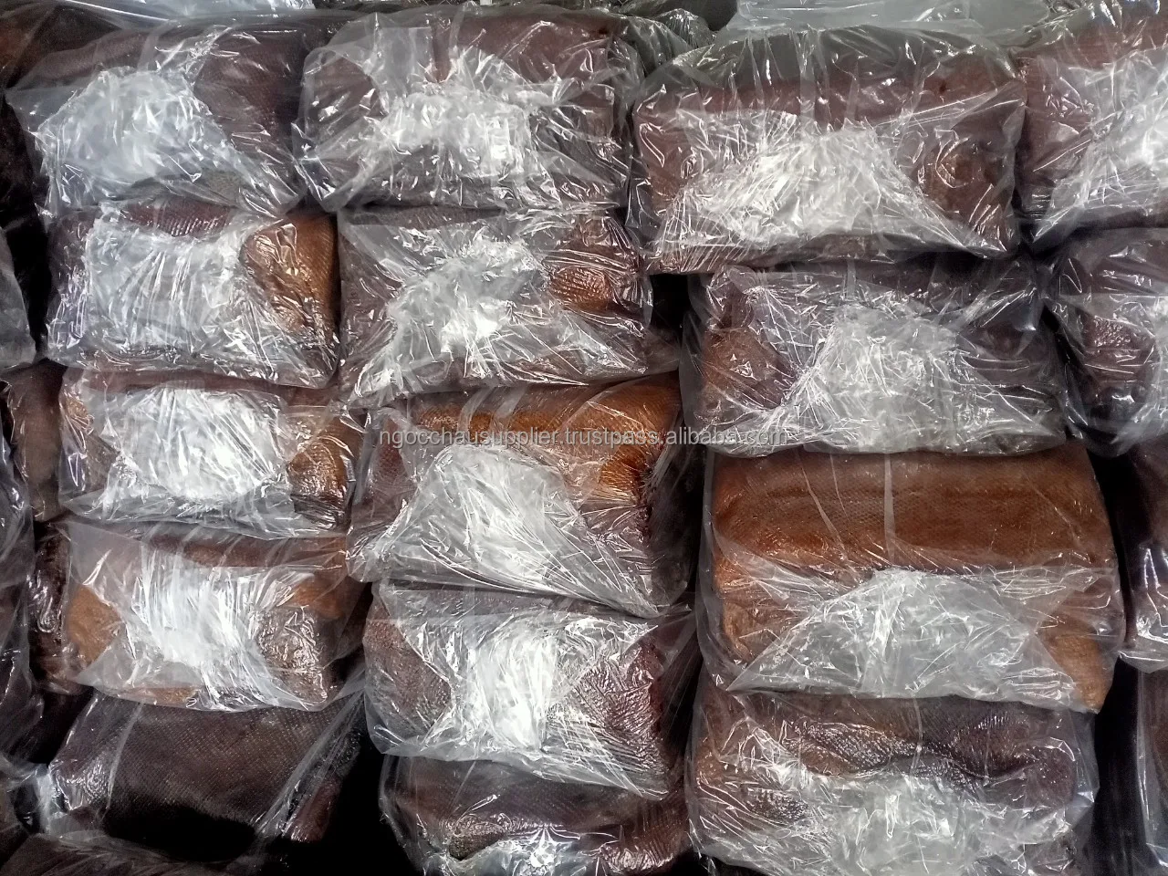 Натуральный каучук, ребристый, матовый лист RSS1 во Вьетнаме