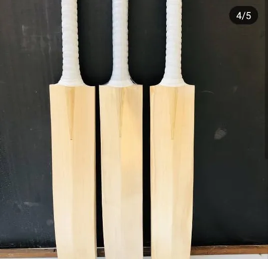 Hand Made Supreme Pro Quality Customized English Willow Cricket Bat Branded Srinika Sports