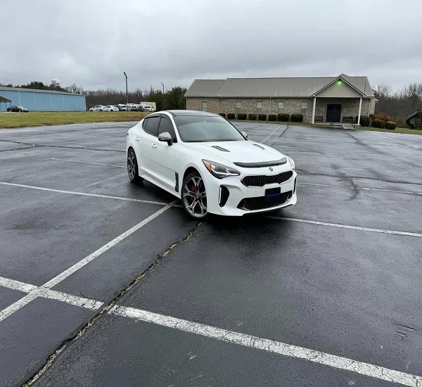 Аутентичный 100% аккуратный использованный 2019 Kia Stinger GT2 AWD доступен