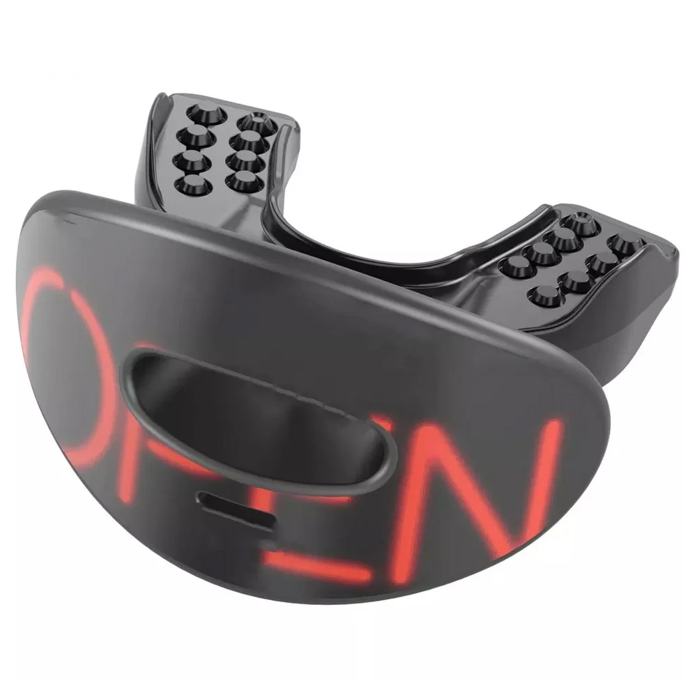 Comfortable MMA Sports Gum Shield Mouth Guard / Durable Teeth Protector for MMA Martial Arts Boxing Rugby Basketball Football