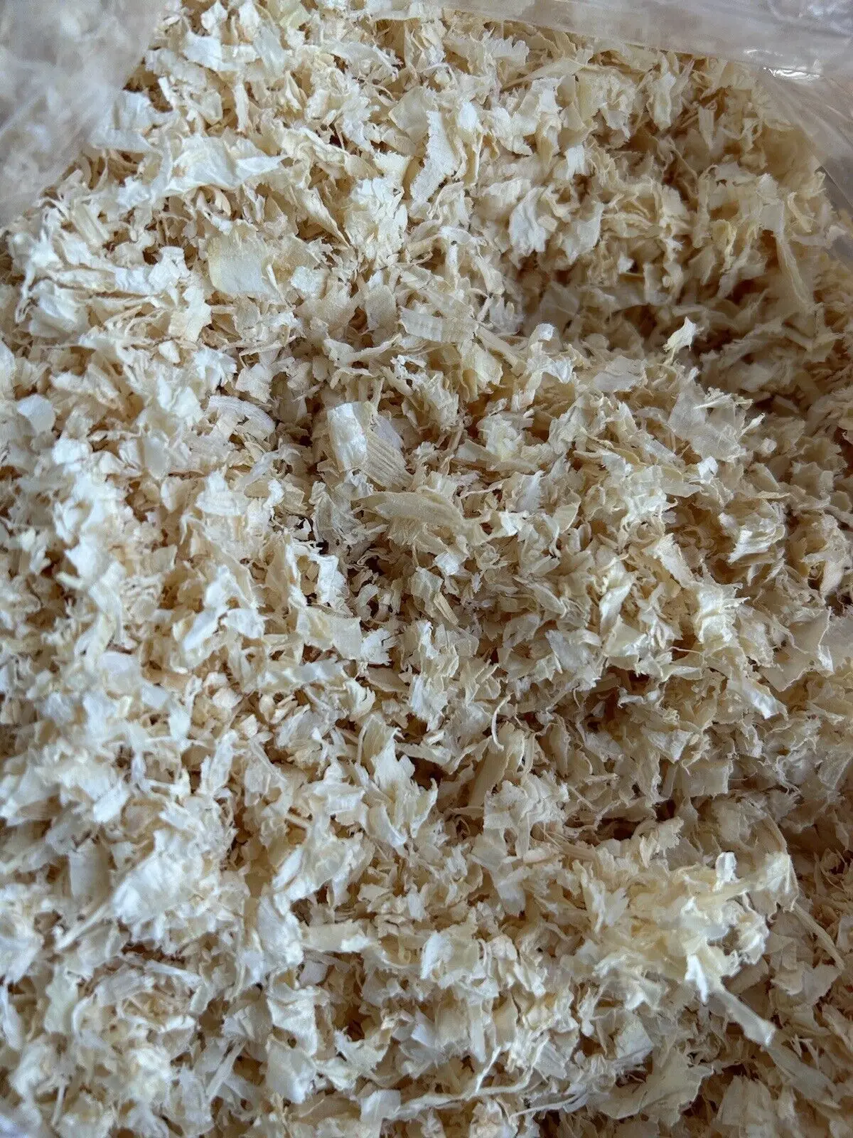 PINE SAWDUST/WOOD SHAVINGS FROM VIETNAM