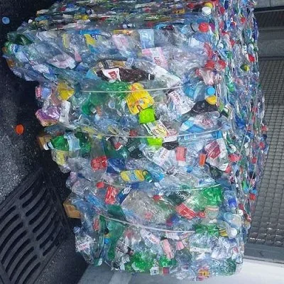 Recycled PET Flakes / PET Bottles Plastic Scrap /PET Granules