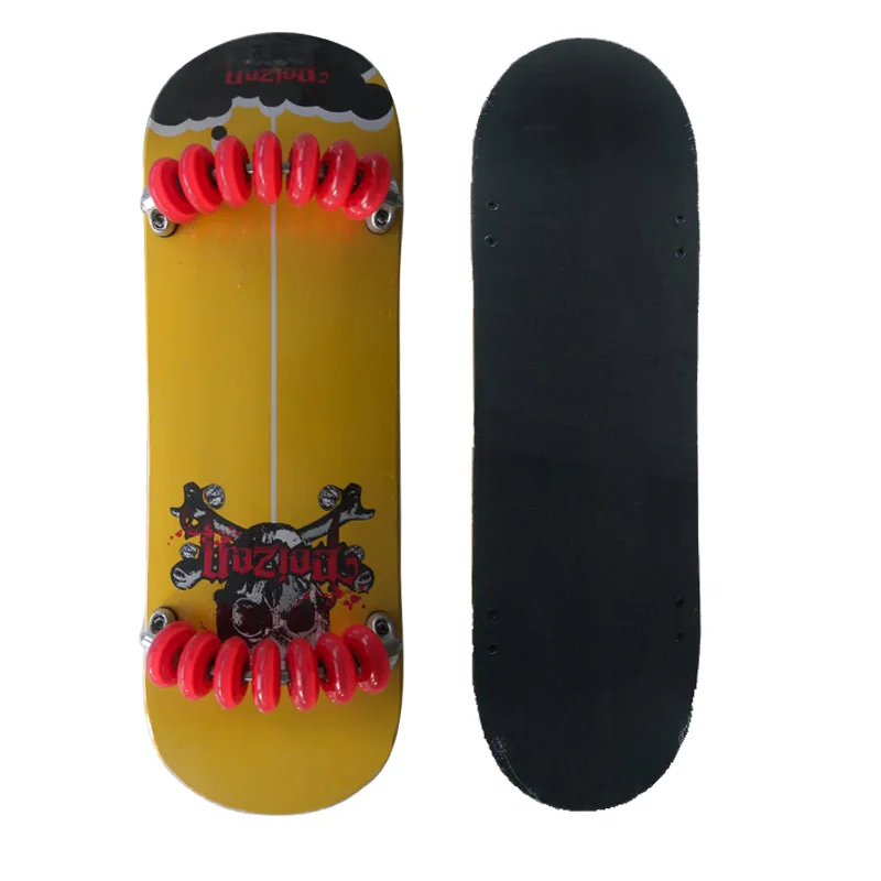 Professional  Brush the street Roller skating competition land skate board stock sales