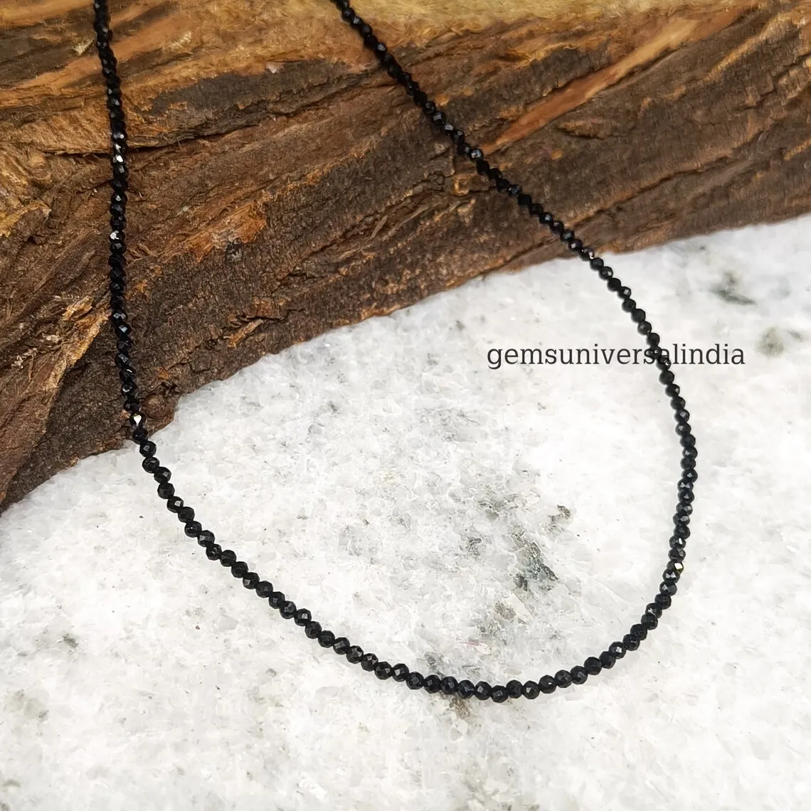 Natural Black Spinel Faceted Beads Necklace Fashion Dainty Choker Gemstone Beaded Necklaces for Women Unisex Jewelry Gift Bulk