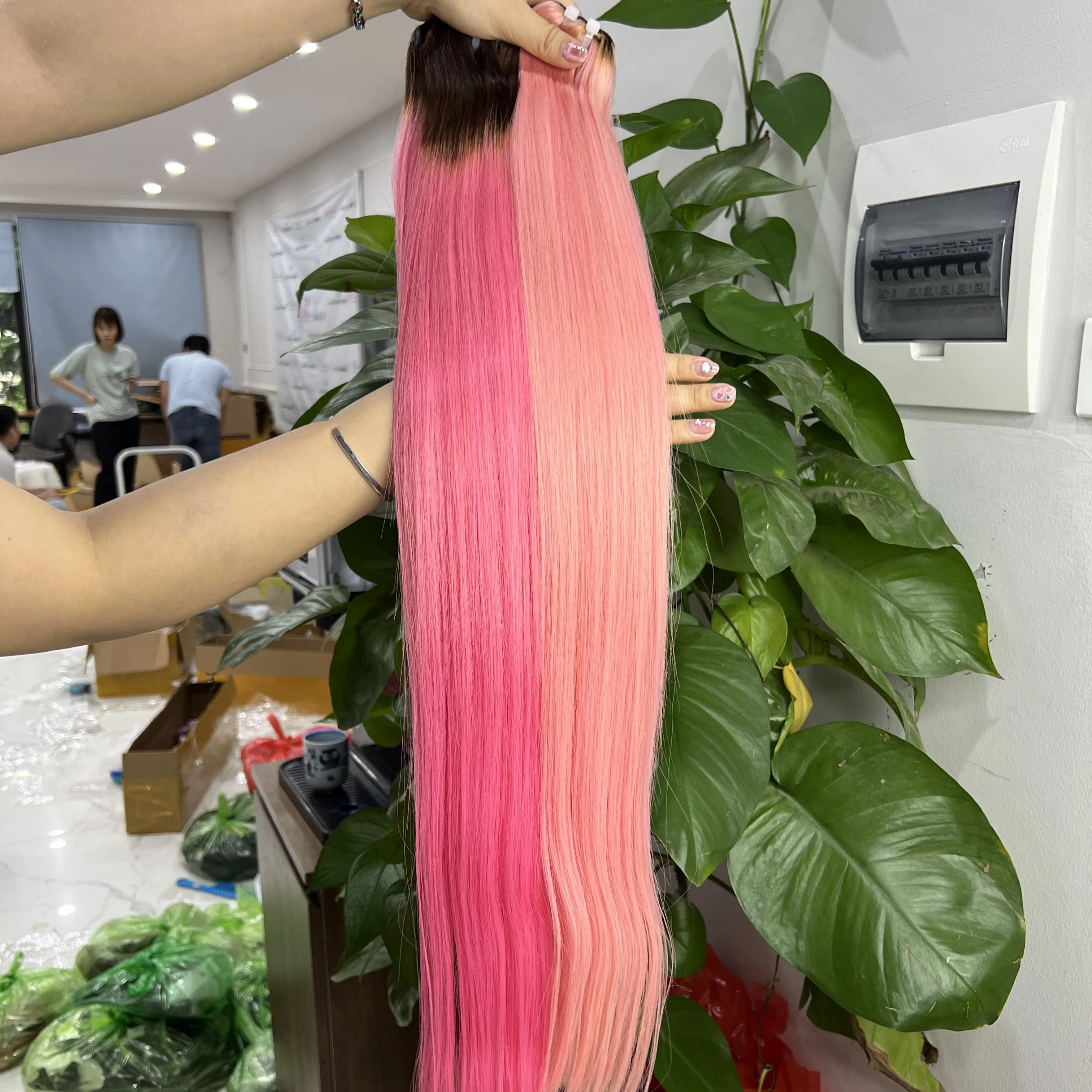 Bone Straight Double Drawn Long Pink Hair Weave Vietnamese Human Hair Extensions Cuticles Aligned