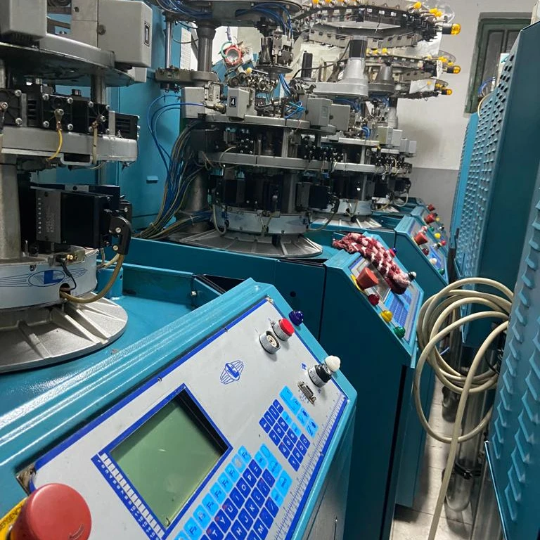 Бывшая в употреблении промышленная машина для изготовления носков-для продажи машины для изготовления носков LONATI-L462 3-3/4 inc автоматические носки хорошего качества