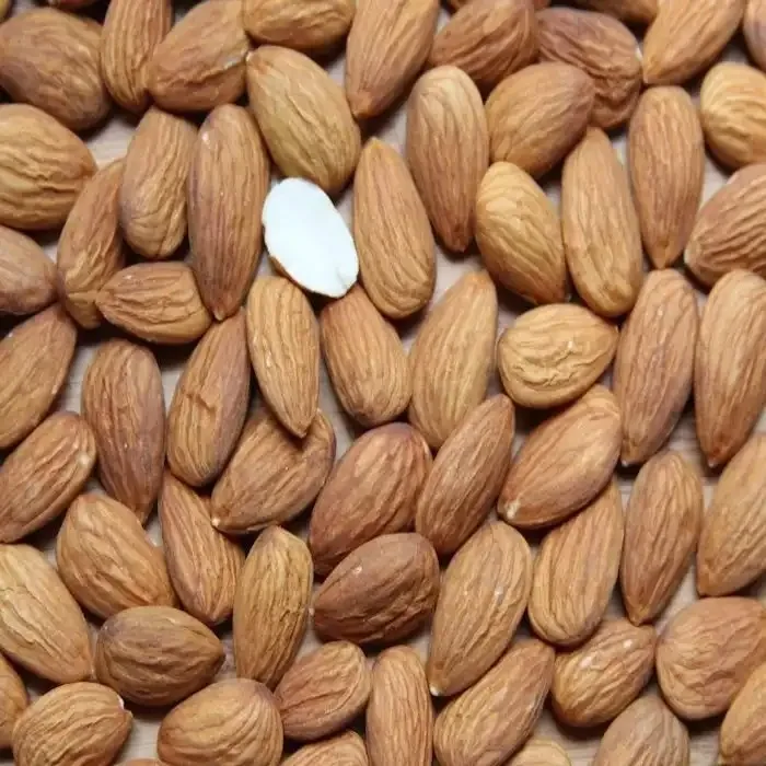 Almond kernels Almond nuts/Almond without shell