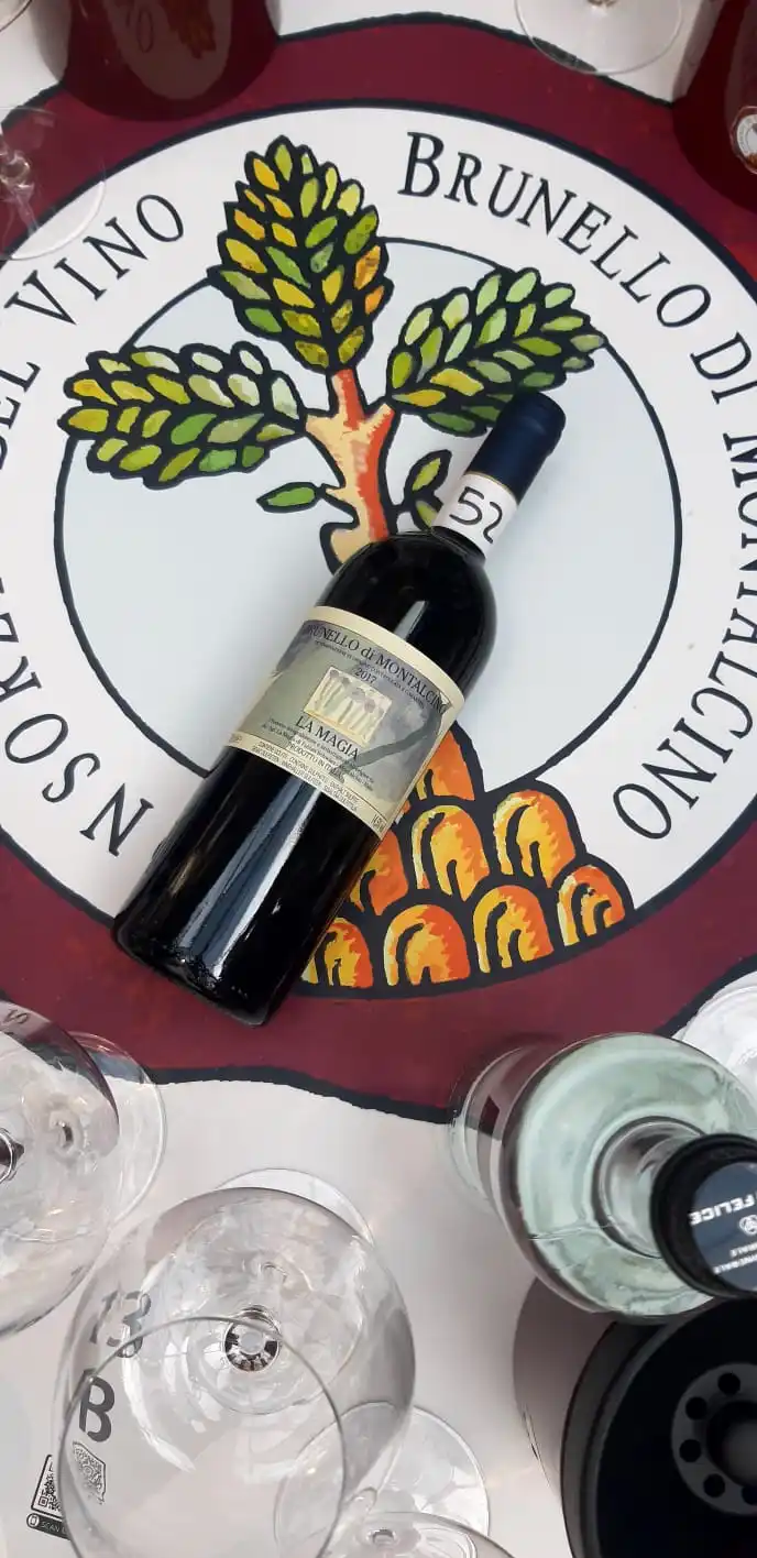 Высококачественное итальянское органическое красное вино Montalcino 75