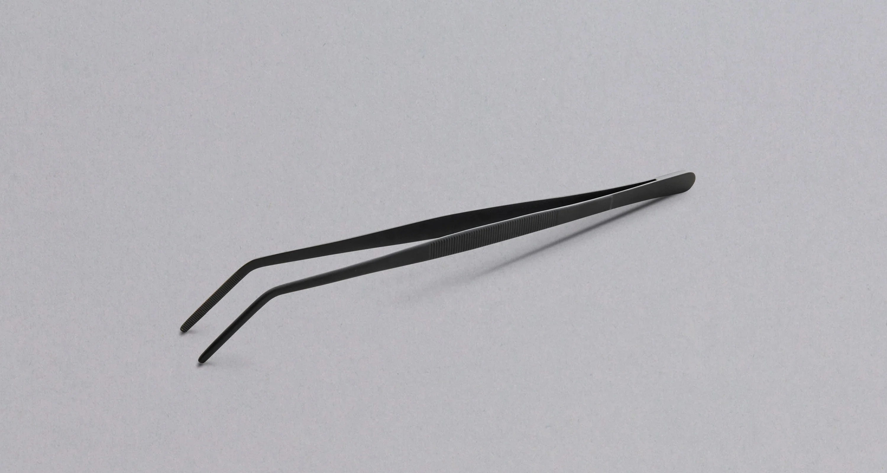 GS Curved tweezers.jpg
