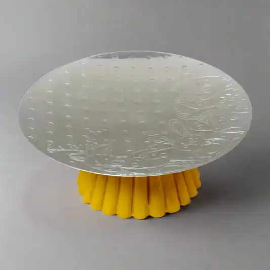 Unique Baby Round Platter With Yellow Base for Home Hotel Restaurant Food Serving Platter Silver Color Round shape Brass Platter
