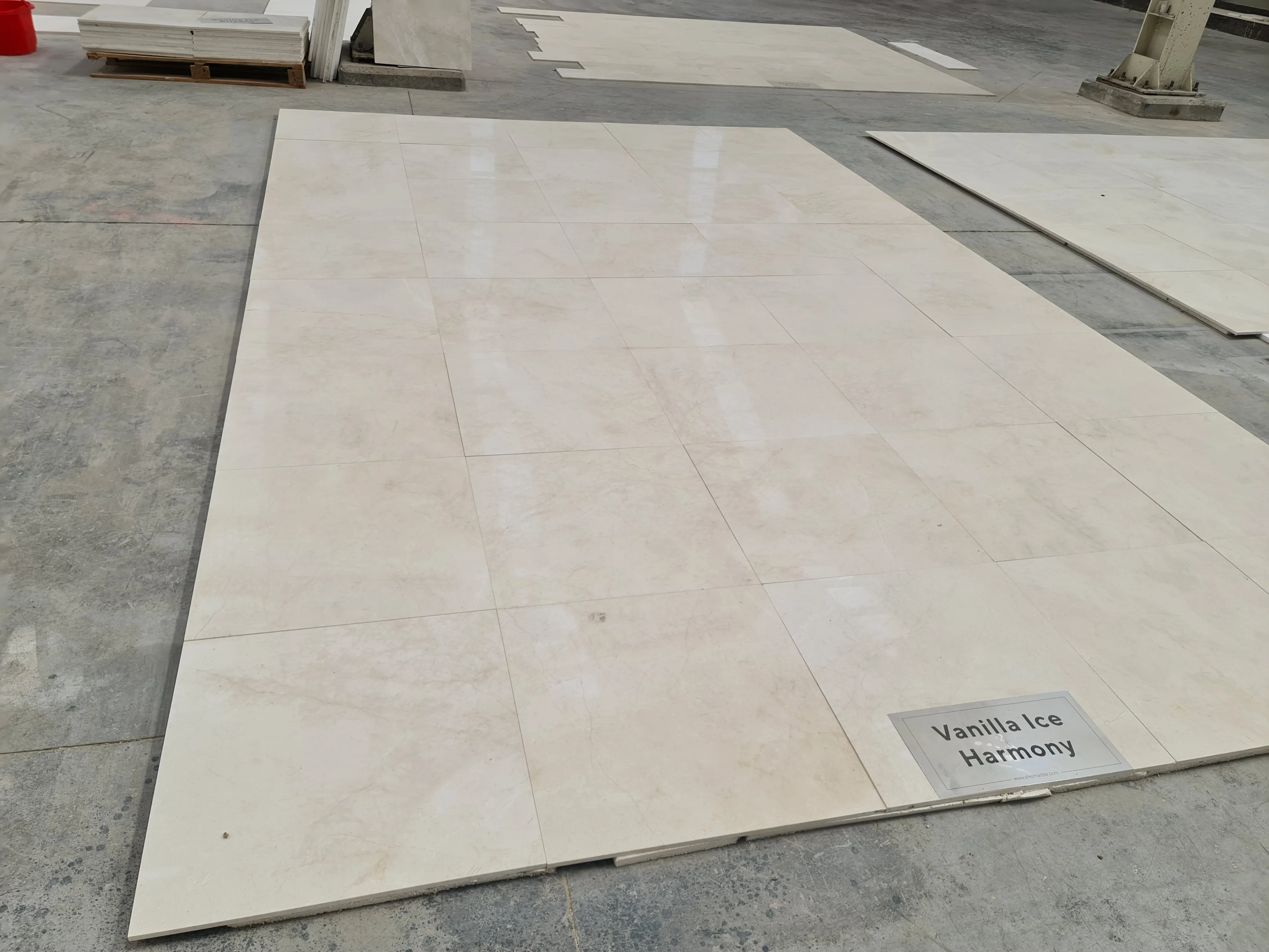 2023 Customizable Natural Stone Turkey Factory Vanilla Ice Harmony Marble Outdoor Application Hot Selling Polished Finishing