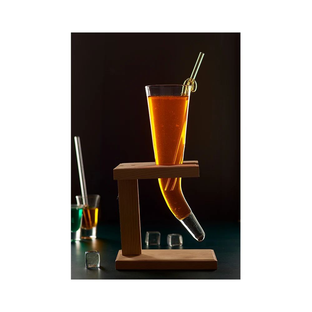 New Design Fancy Horn Glass Luxury Drinking Glassware Available in Different Sizes and Shapes