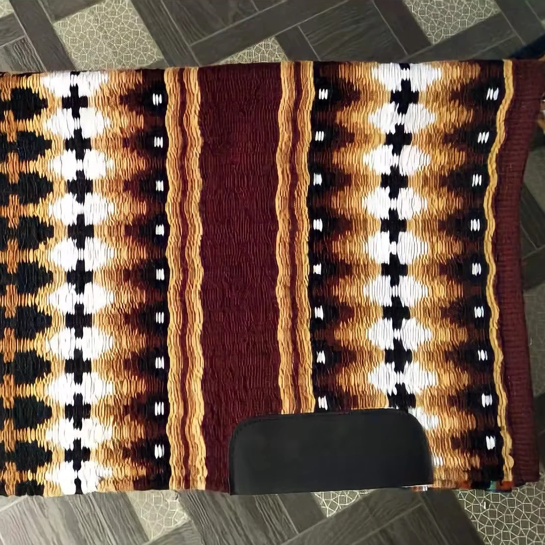 High Quality Equestrian Woolen Handloom Woven Western Show Pad Horse Riding Saddle Pads Western Jumping Dressage Pads Fabric