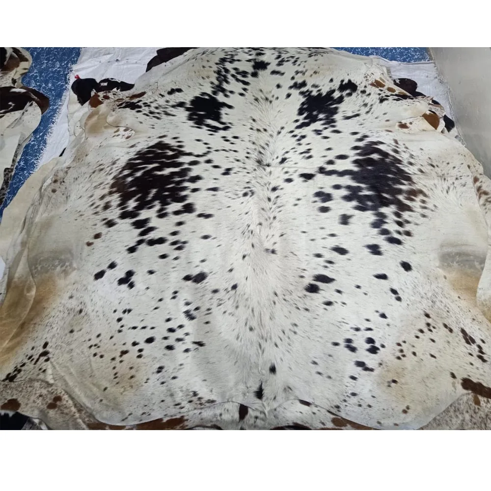 Natural Cowhide Rugs 100% Cowhide Leather Rugs Tricolor Cow Hide Skin Carpet Area 15-35 SQFT Natural Cow Hide Skin Rugs