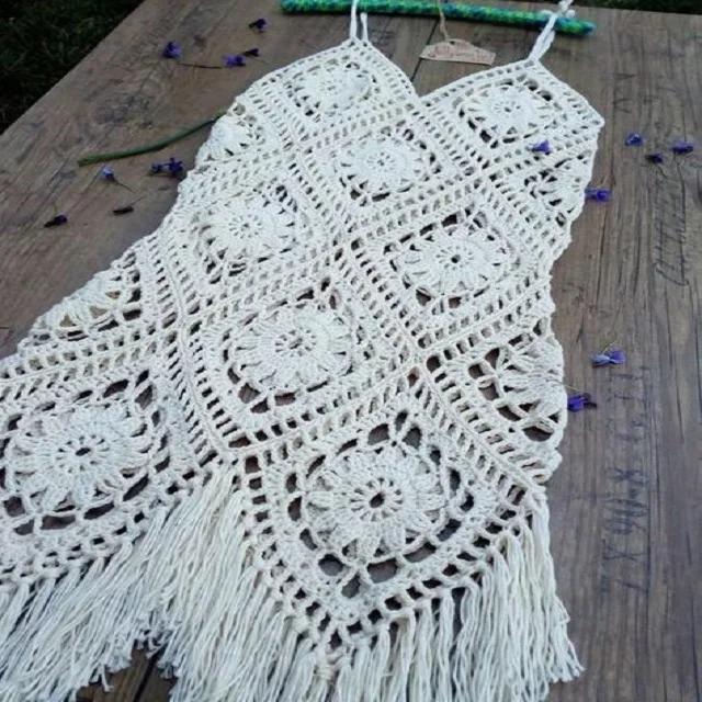 High Quality Hollow Out Women Embroidery Solid Color Knitted Sleeveless Vest Hand Crochet Crop White Lace Tops