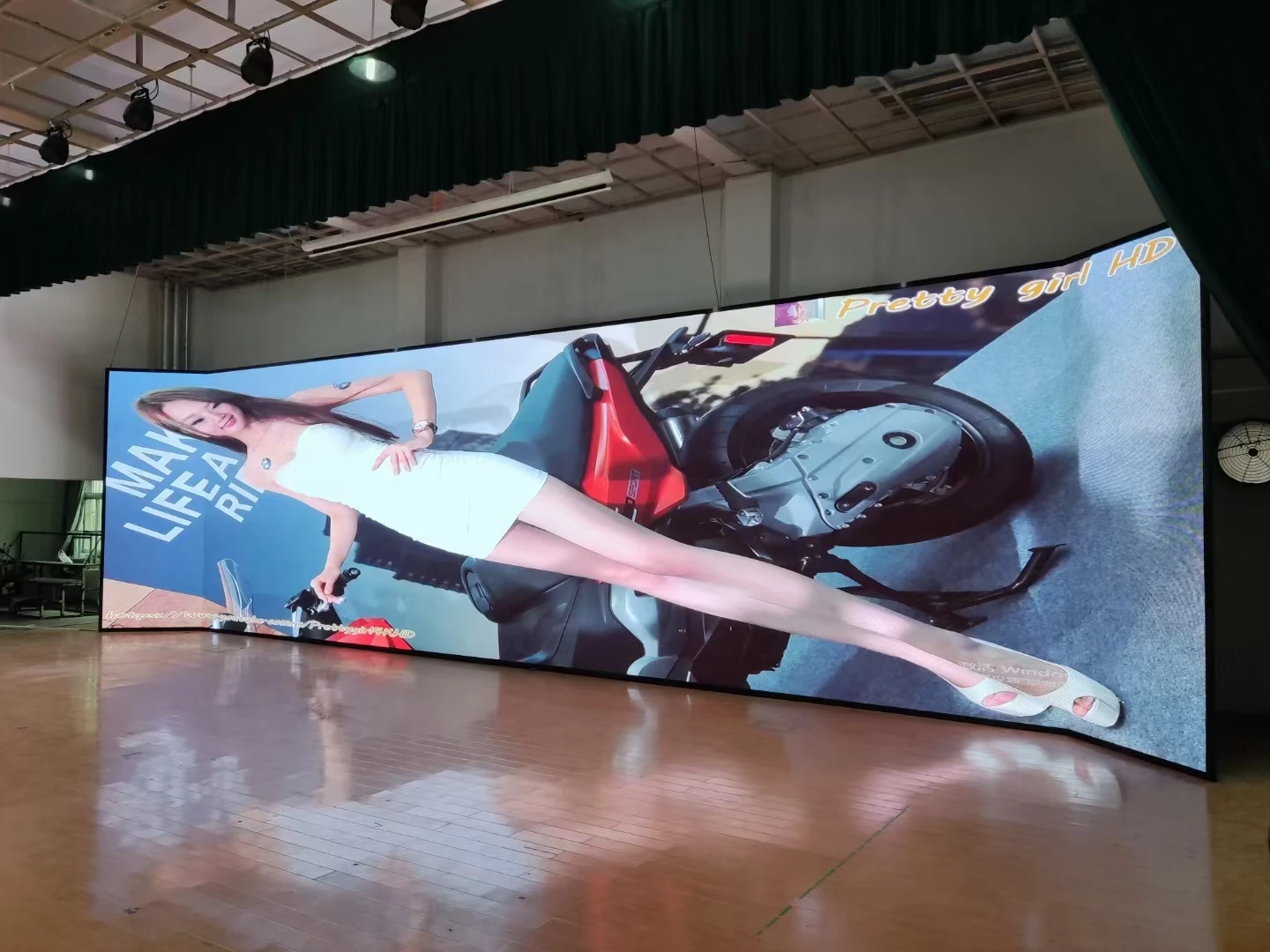 P0.78P1.25mm HD Led display Indoor video wall display Stage display