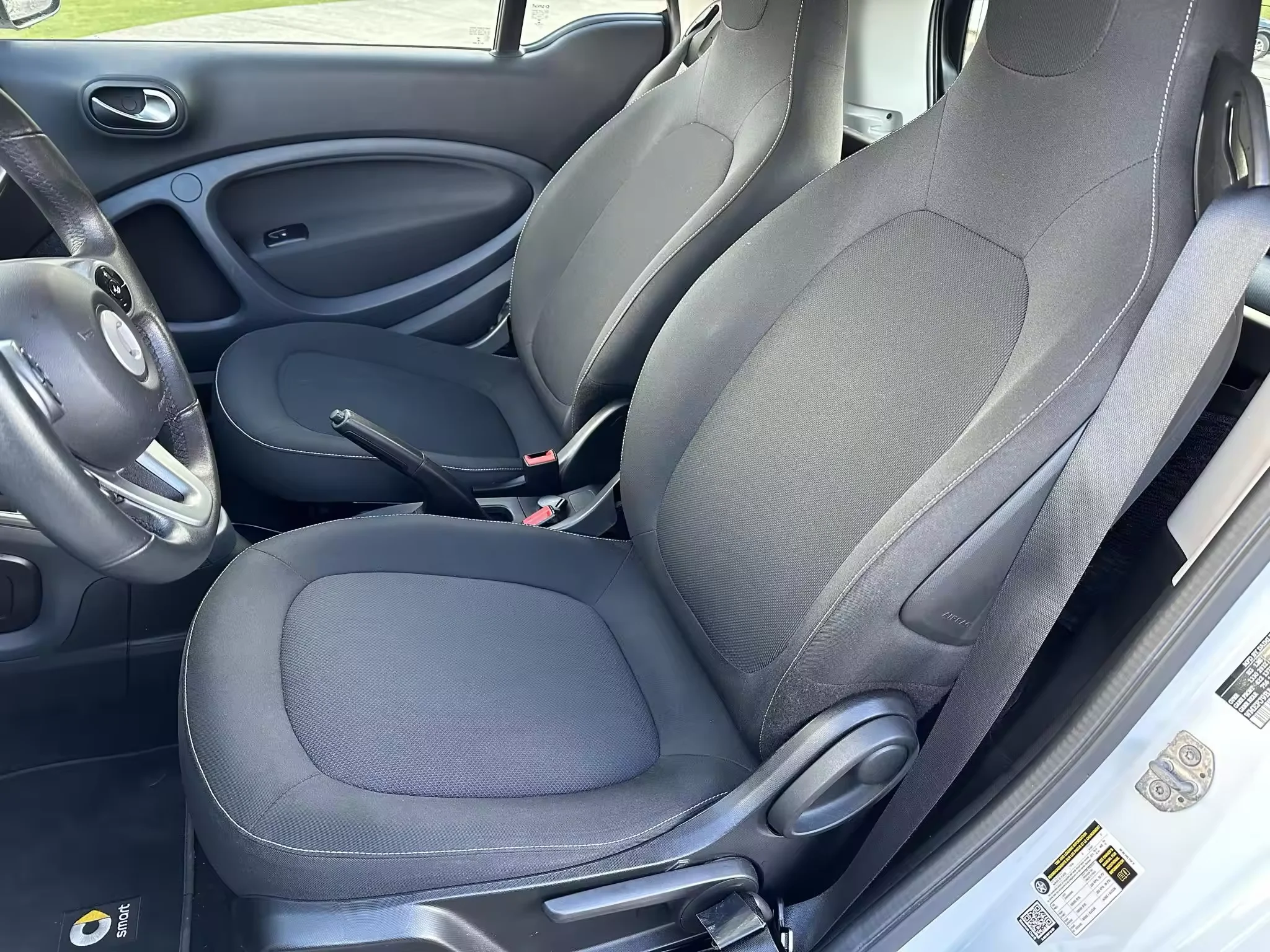 very clean used 2019 Sm-art For-two Electric Drive Single Electric Motor for sale