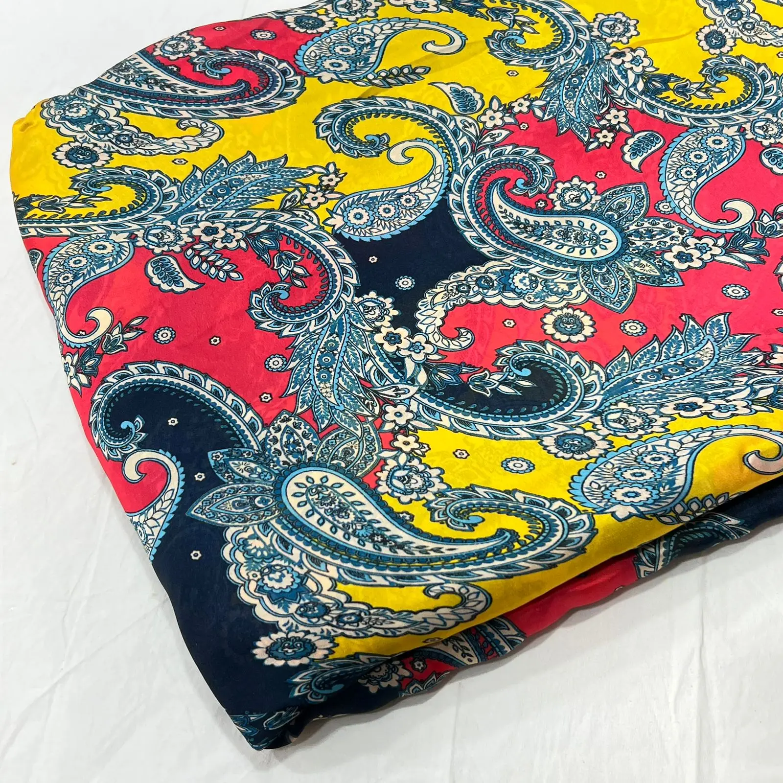 2021 New Velvet Embroidery Wax Fabrics 6 Yards Ankara African Fabric 100 Cotton Dress Bags Fashion Shirt Jacket Shoes Coat Totes