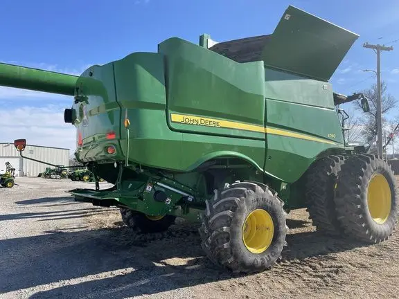 Комбинированный комбайн John Deere 760 трактор запчасти