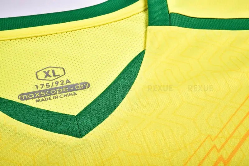 Top Sponsor Listing Soccer Uniforms Thai Quality Wholesale Football Shirt Adult Kids Soccer Uniforms Cheap France Soccer Jersey