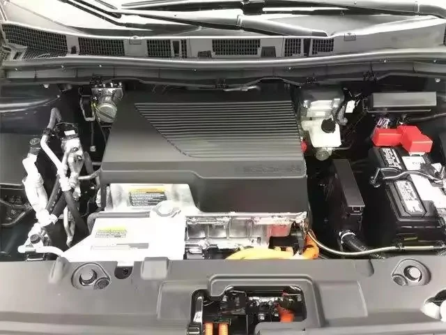 2021 Nissan LEAF SV 4dr хэтчбек