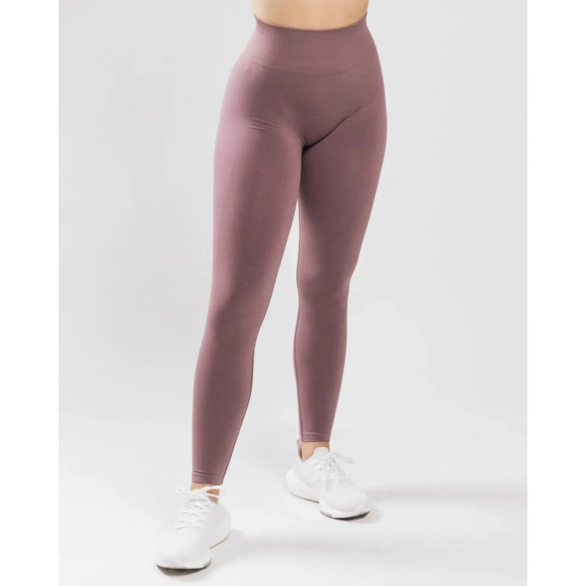 Seamless Knit Fabric 51% Polyamide 38% Polyester 11% Elastane Tapered High Waisted Passive Purple Womens Seamless Scrunch Leggin