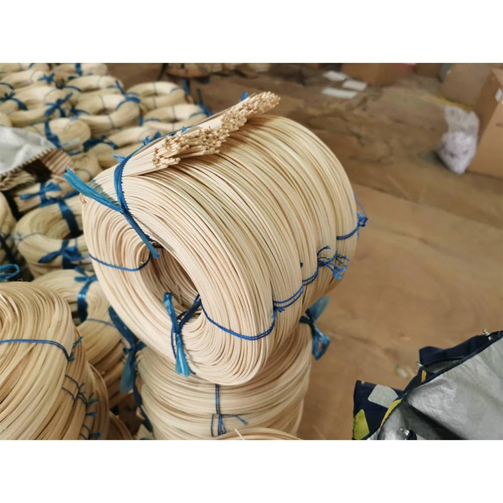 Wholesale High Quality Natural Rattan Cane Craft Sticks Furniture Rattan Core from Vietnam Whole round Pattern Pole