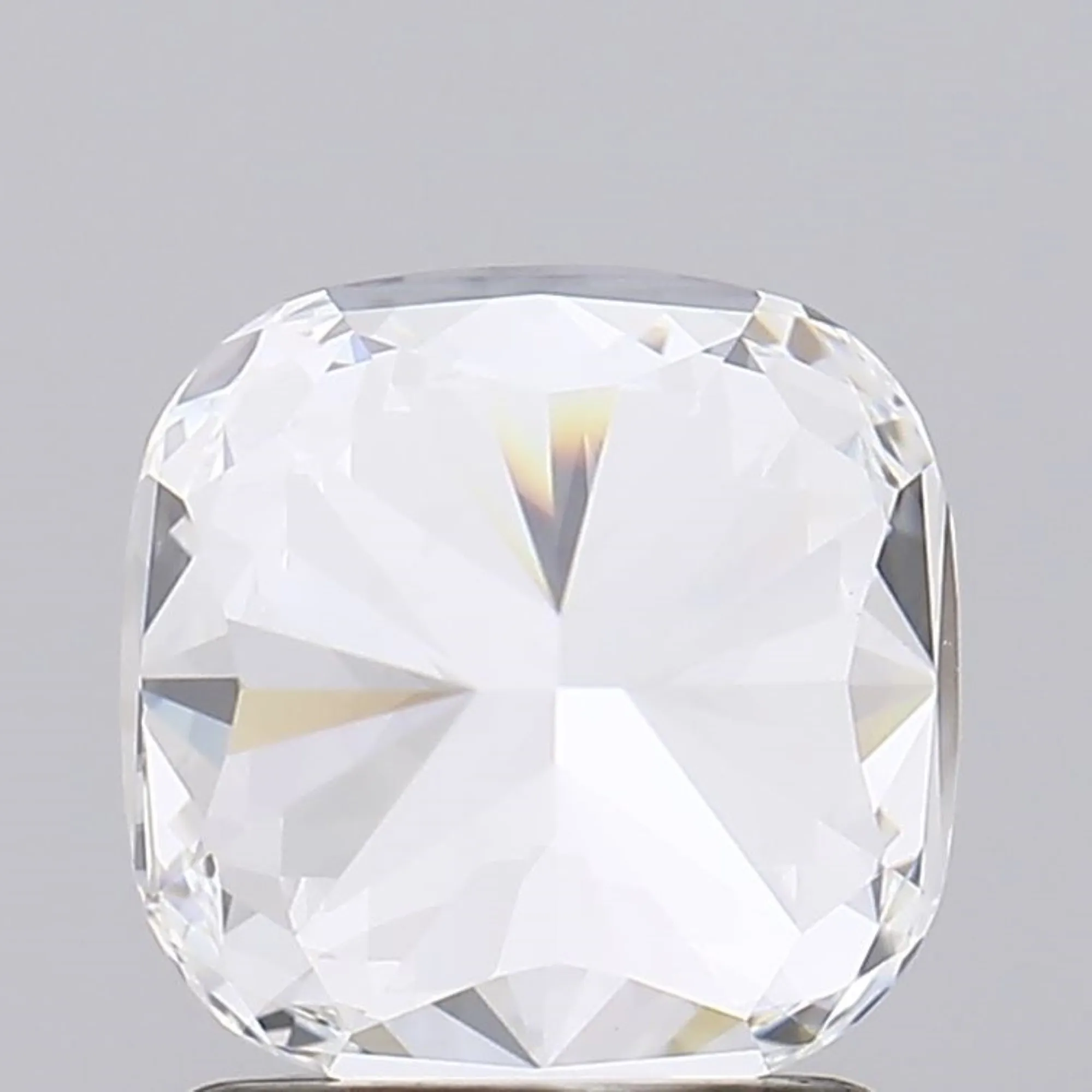 1.50ct Cushion Brilliant Cut Lab-grown Diamond  IGI Certified  E Color  VVS2 Clarity  Lab-Stone