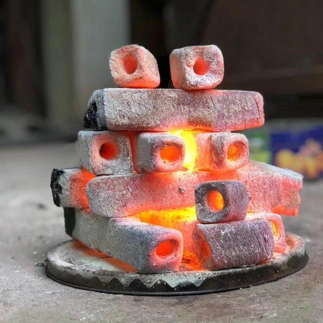 Vietnam sawdust briquette charcoal for BBQ - long shape long burning time 5-6 hours