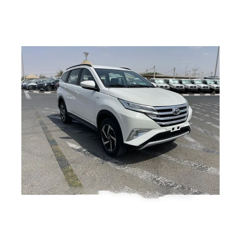 Стильная Toyota Rush с элементами современного дизайна и смелыми цветами чтобы выделиться в любой обстановке