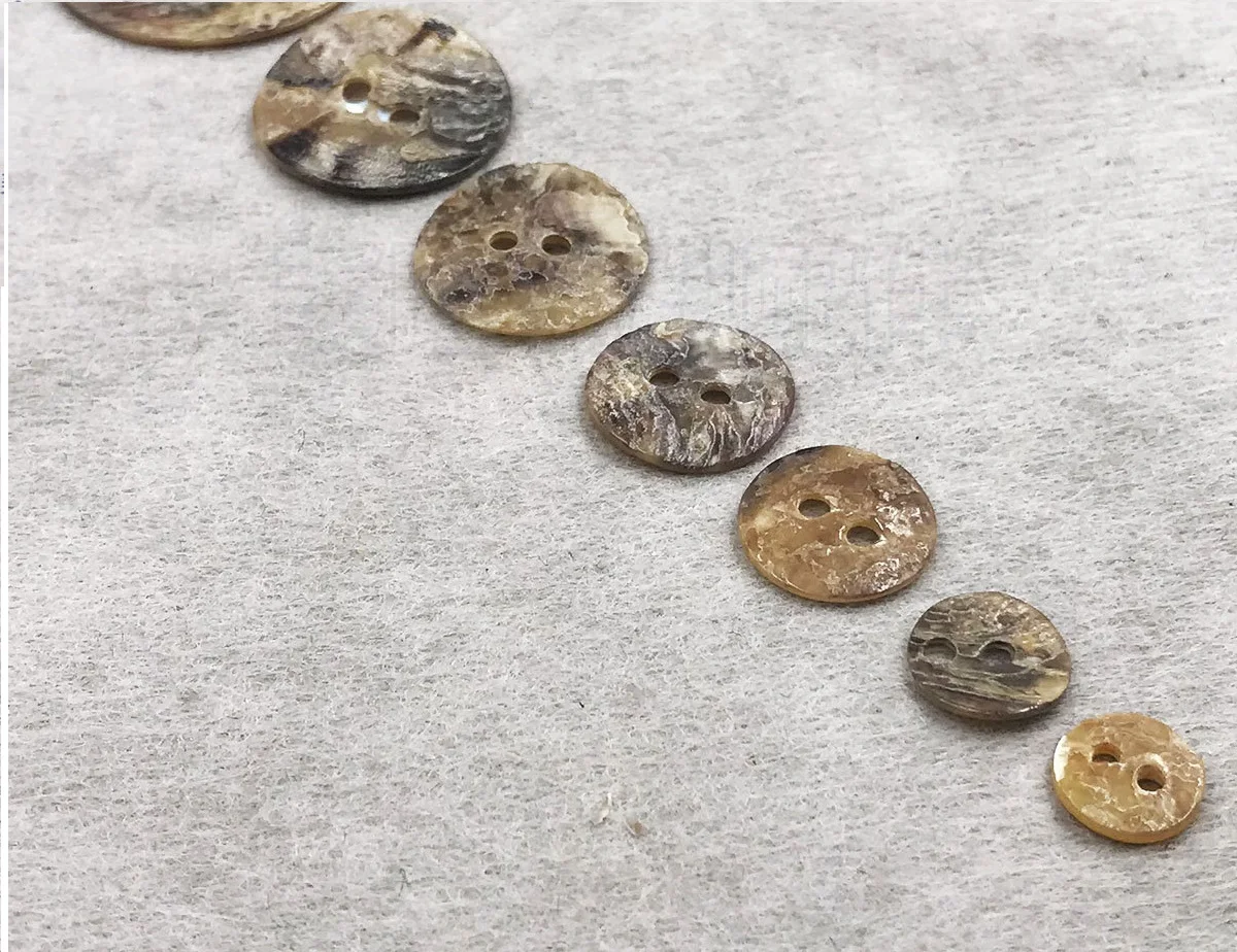 shell button texture bright color surface two hole thickness shell buckle for shirt