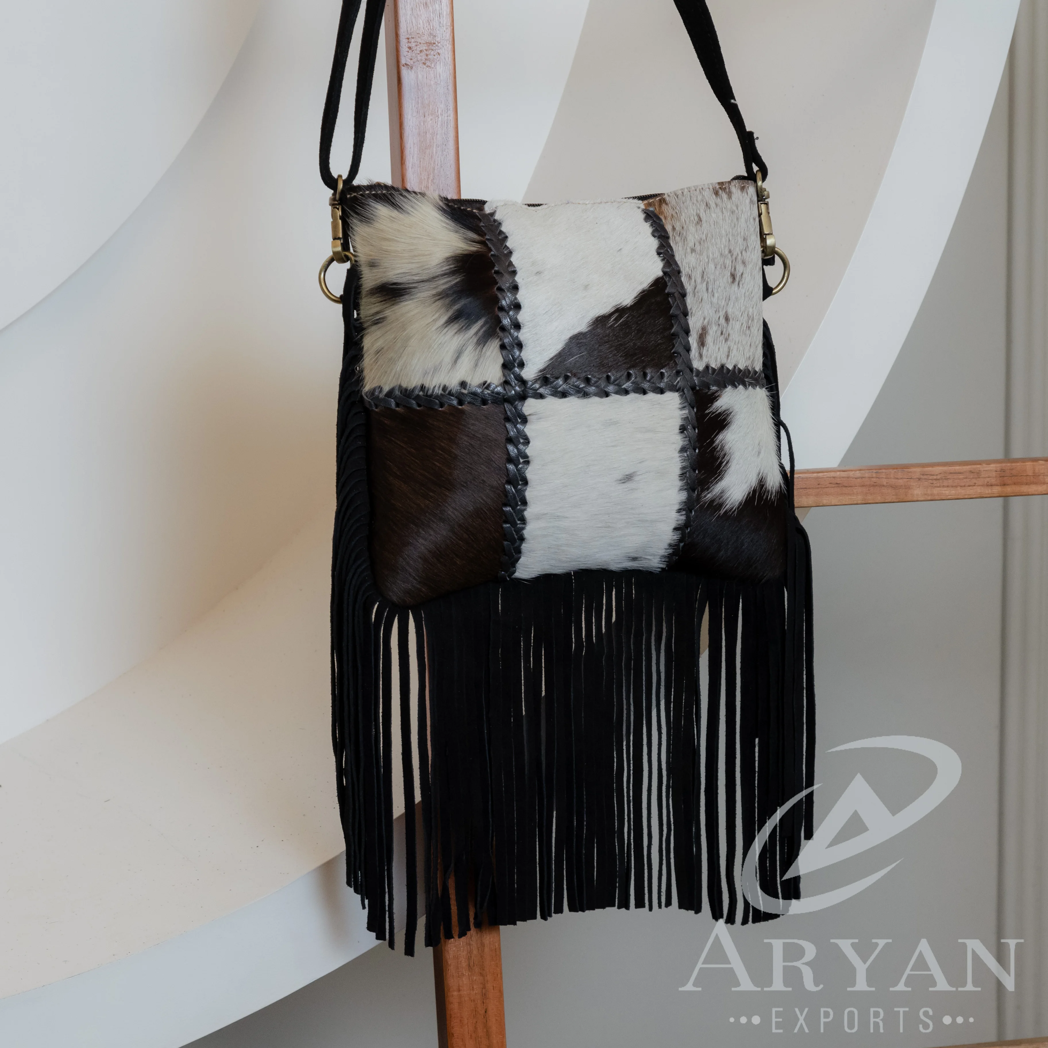 New Western Style Women Hair On Hide Fur Fringe Leather Sling Bag Patches Handbag Crossbody Fashion Gypsy Fringe Stylish Bags