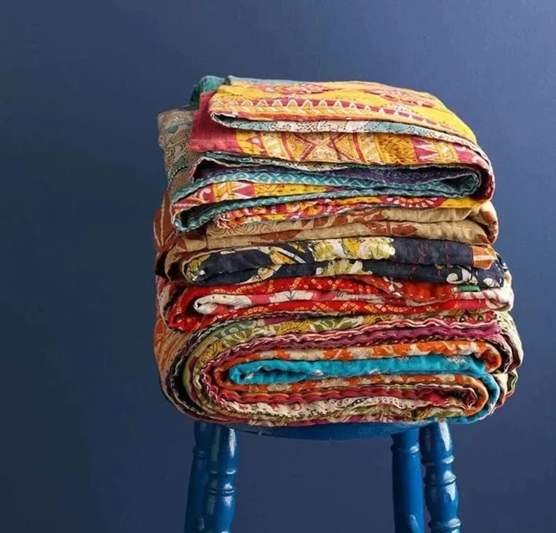 Оптовая продажа винтажное одеяло Kantha двустороннее ручной работы богемное покрывало