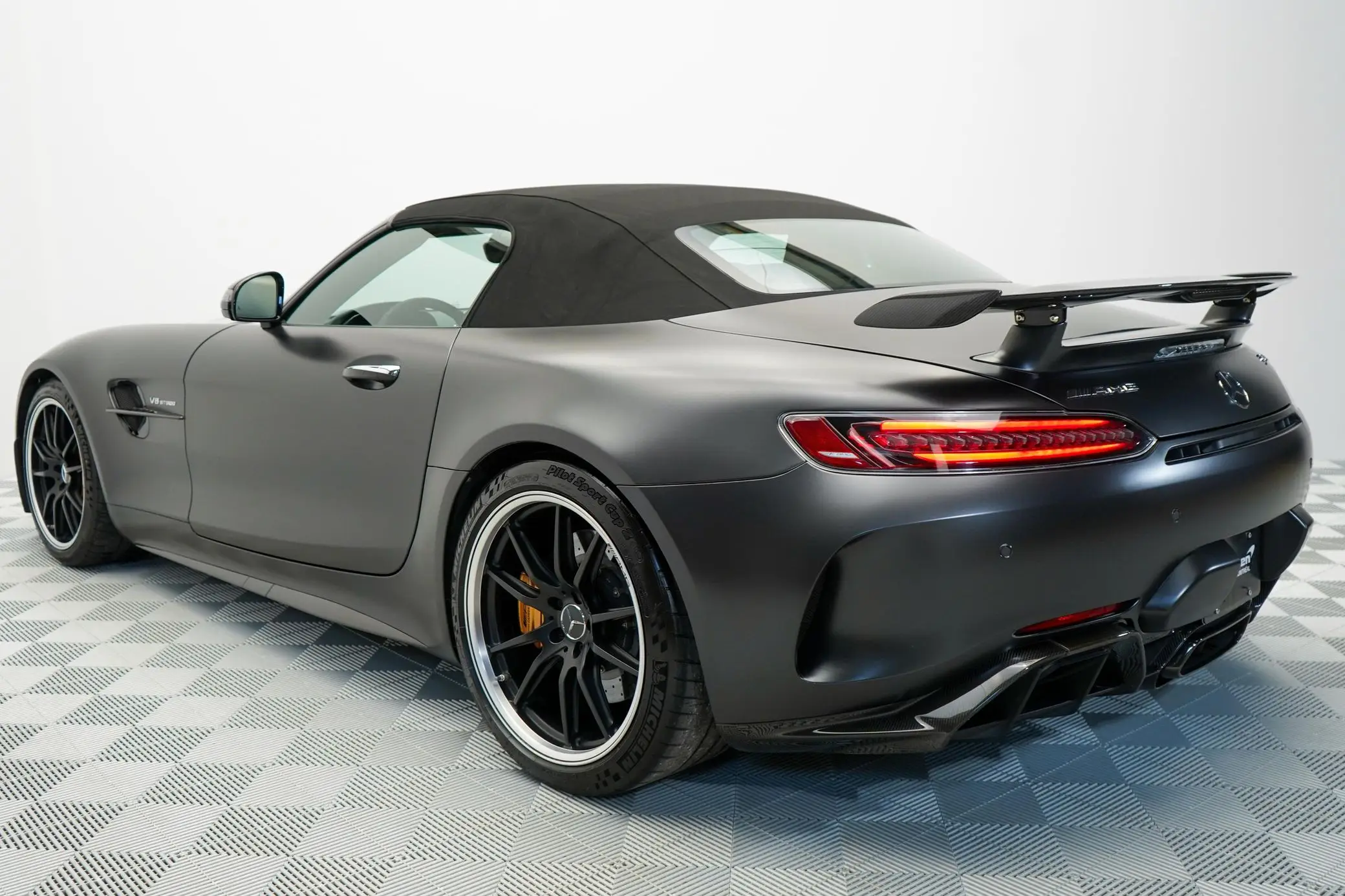 HOT SALES 2020 Merced-ees-AMG GT R Roadster 1 of 750 GT R Roadster Models 577-hp Twin-Turbo V8 Designo Graphite Grey Magno 4.0L