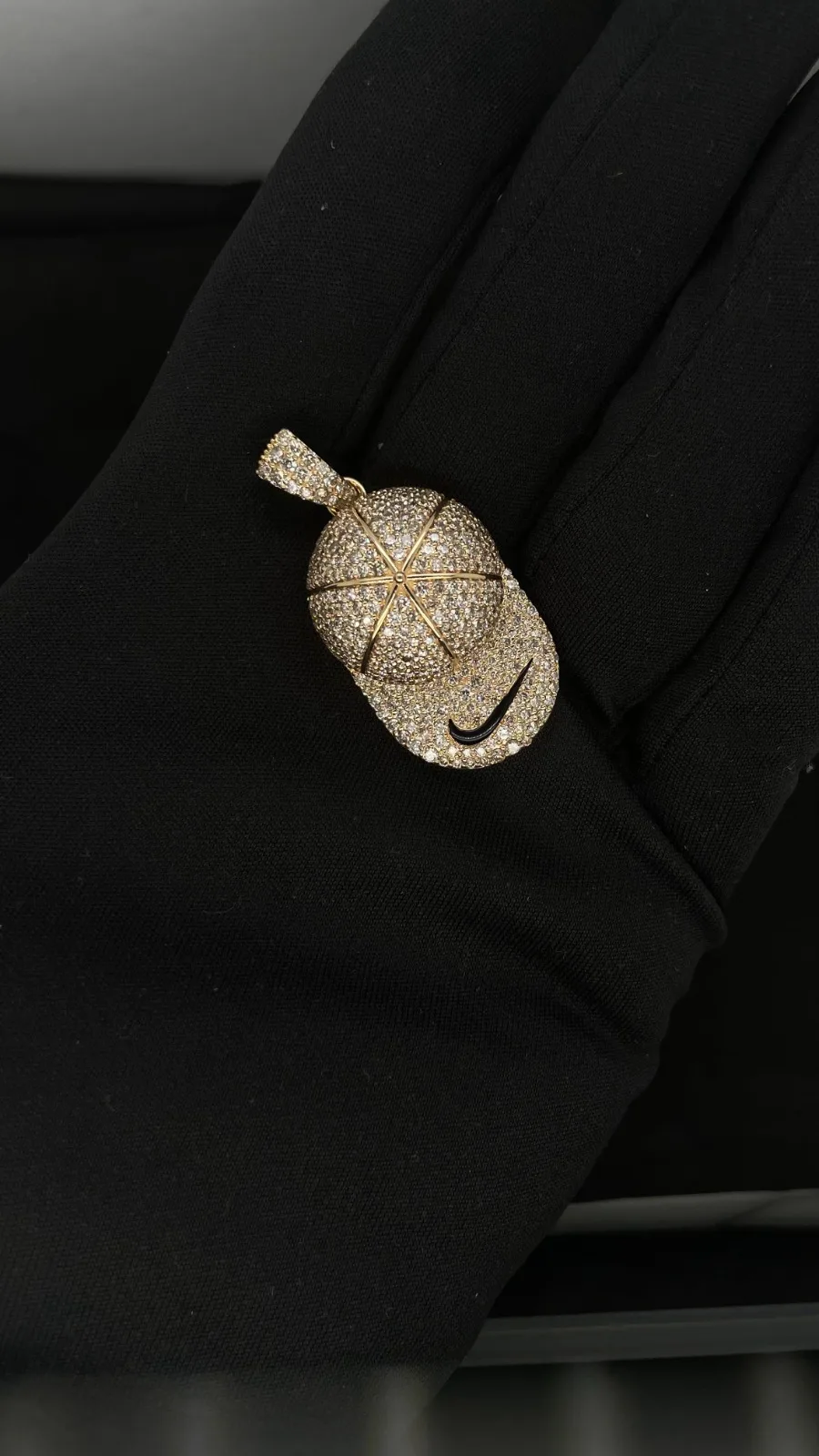 Fashion Accessories Hip Hop Style Diamond Pendant with Si Diamond Purity Available at Wholesale Price from India