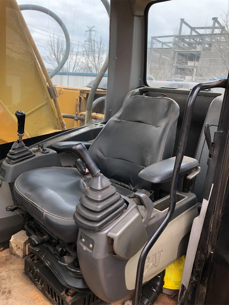 High quality used CAT 320 excavator! Used excavator CAT 320D2 at your service!