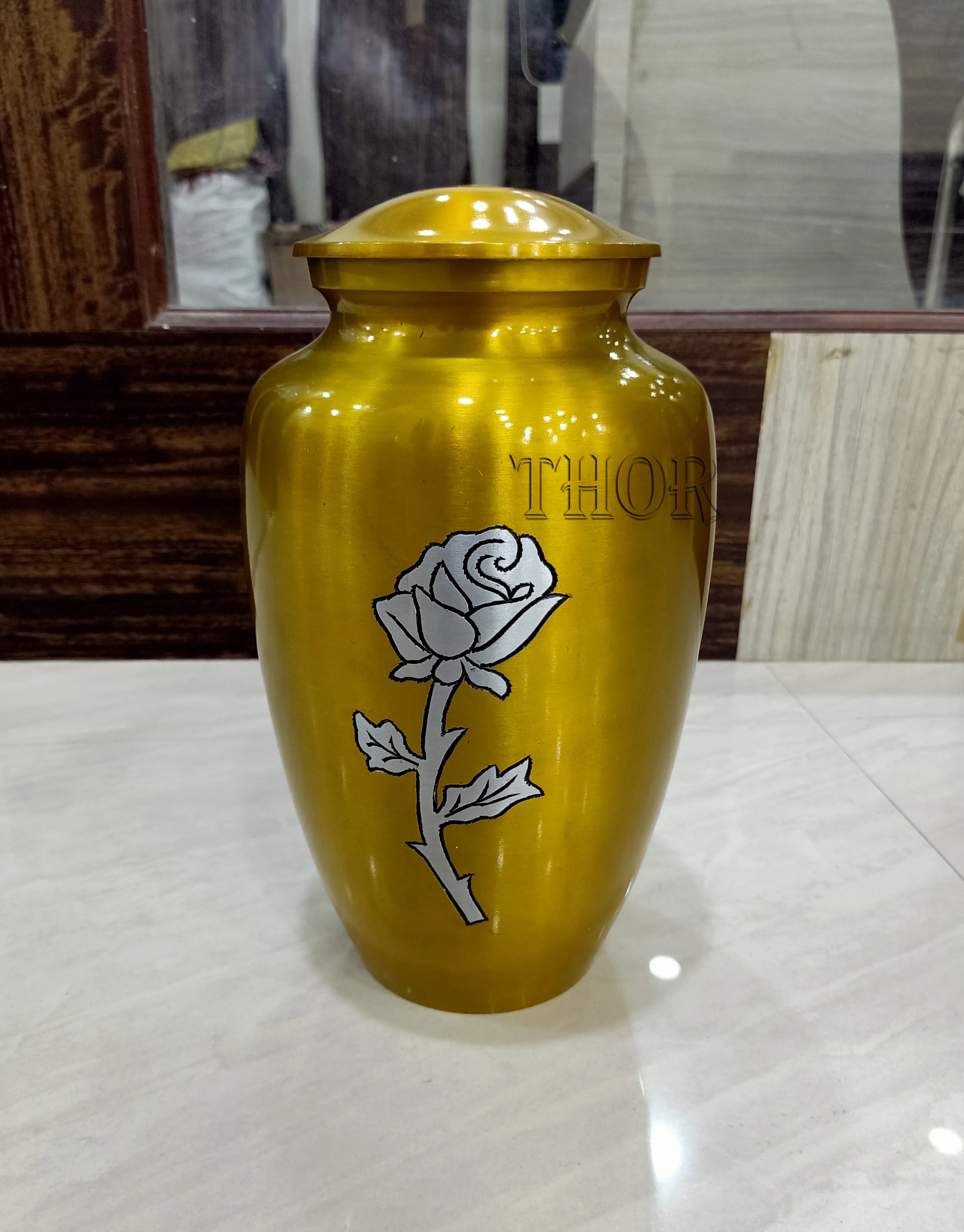 Top Selling Ceramic Pet Urn Band Aluminum with Floral Pattern Memorial Casket for Ashes Dog Funeral Urn Supplies