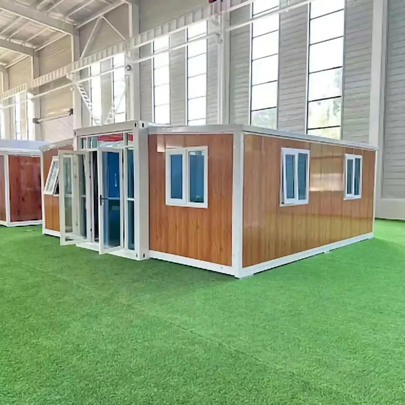 Cheap Ready Made 3 Bedroom Prefabricated House Expandable Container House 1 Bathroom For Home Living House Cabin