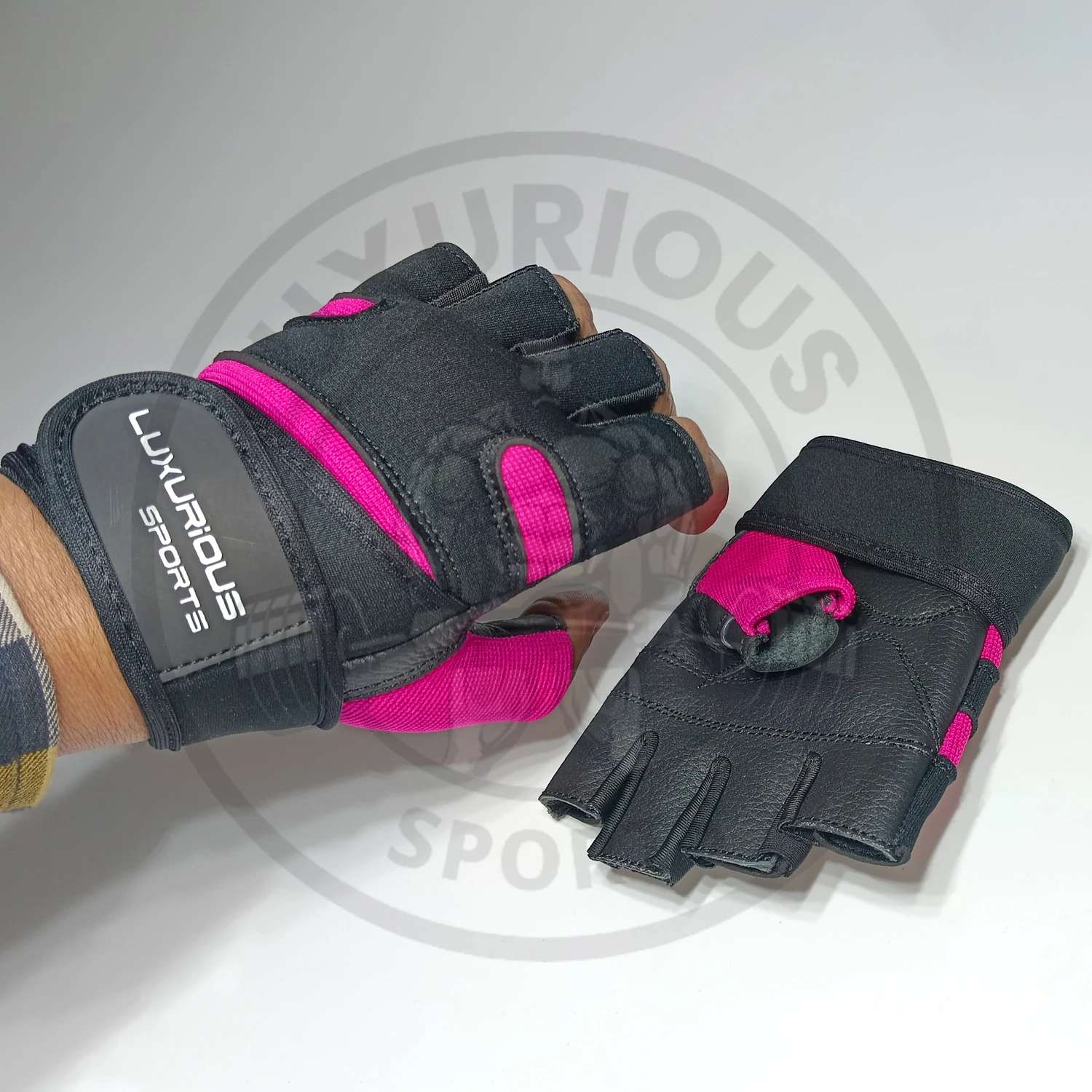 Gym gloves with anti-slip leather palm for workout exercise training fitness and bodybuilding for men & women custom gloves