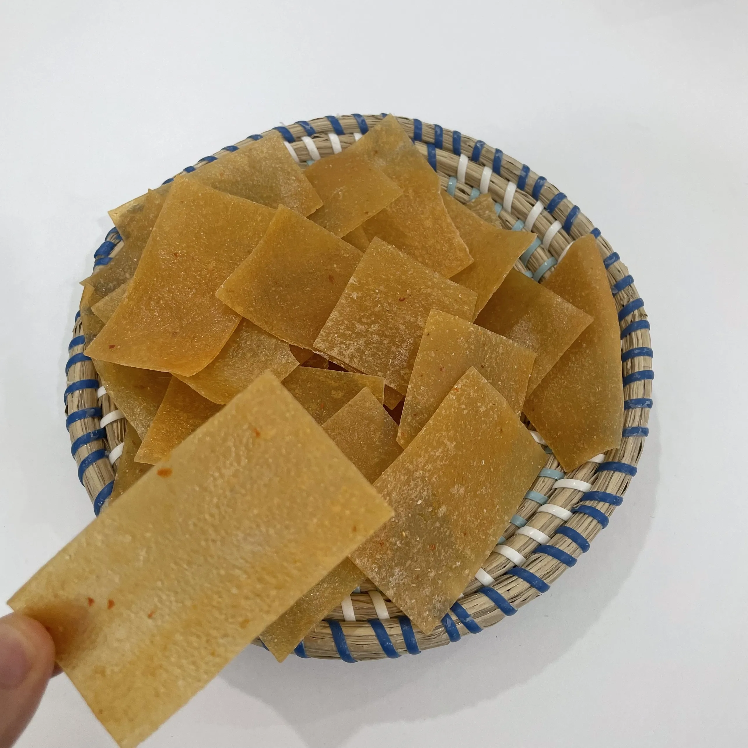 Vietnam 500gr Natural Red Fresh Seafood Snacks Salty Crispy Puff Cake Prawn Cracker Shrimp Chips In Box Packaging