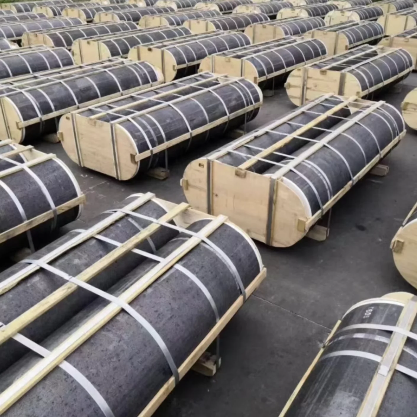 Factory Supply Electric ARC Furnace 600mm Graphite Electrode UHP 600 with Nipples for Steel Making For Sale to USA,Canada,Belize