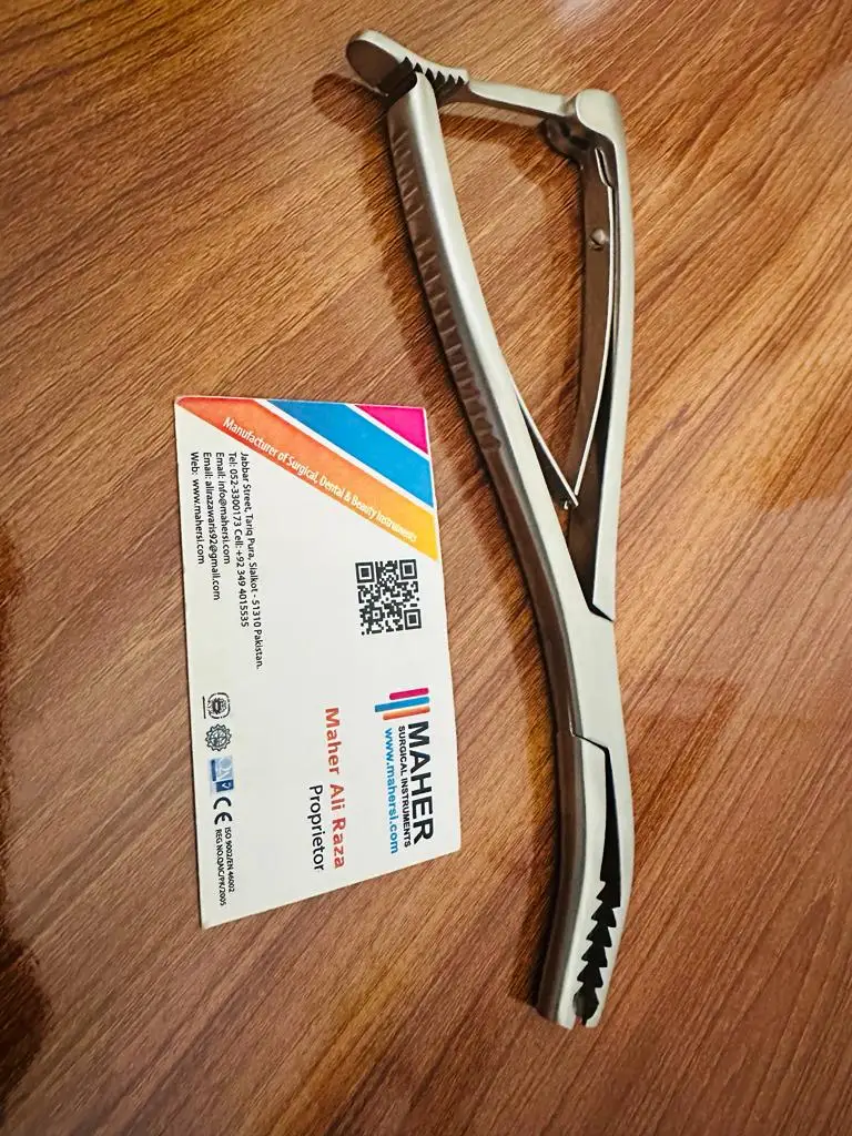 Bot egg Wooden Knife Hoof Pick Bot Fly Knife Lincoln Bot Stainless Steel Blade Grooming Equestrian Equine Veterinary Instrument