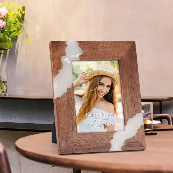 Customized Best quality handcrafted beautiful wooden bone and resin inlay picture photo frame for decoration Modern Photo Frame