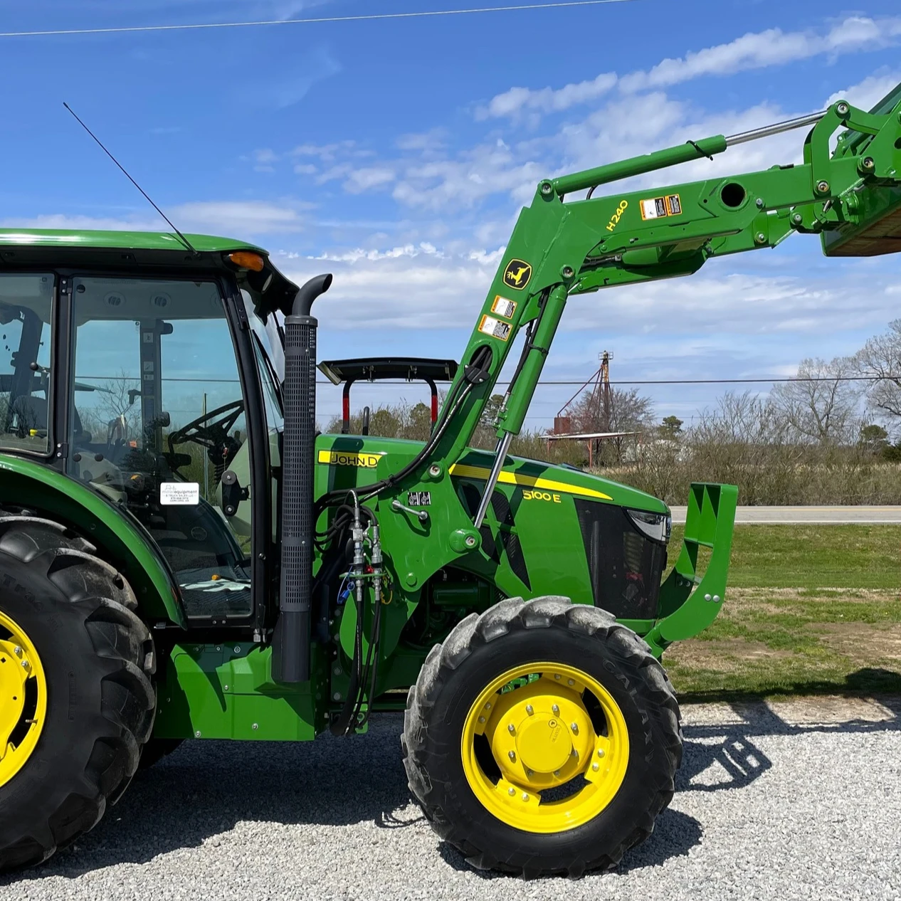 Quality John deer 5090E Agricultural Tractors In Second Hand Agriculture Price For Sale agricultural machinery